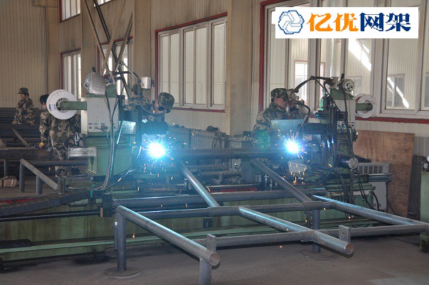 丹江口螺栓球网架加工车间